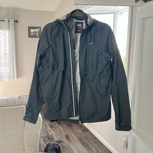 Nikefitstorm running jacket